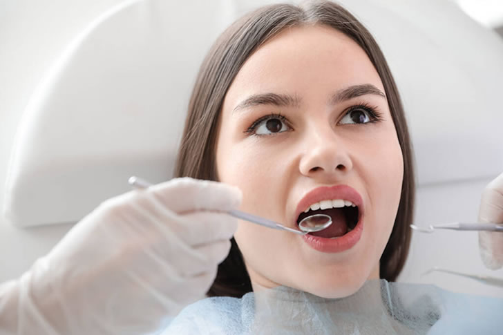 Your Guide to Dental Implants and Oral Health Management